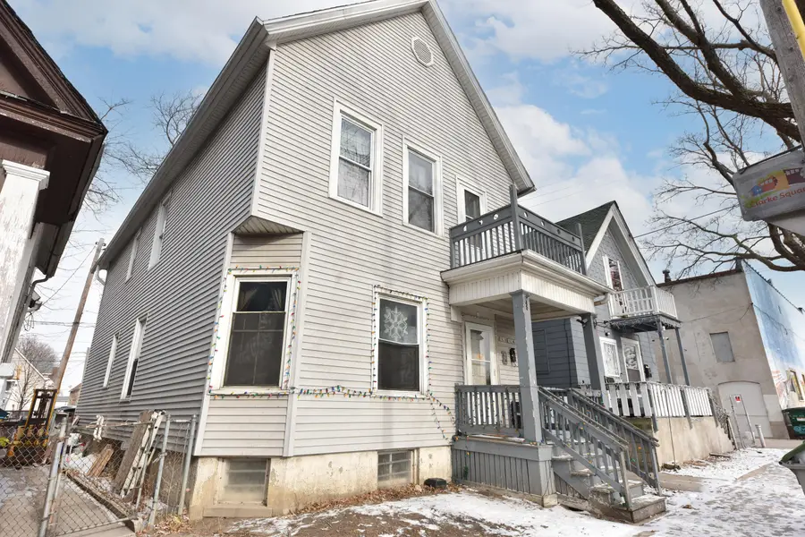 1624 W Washington St, Milwaukee, WI 53204 - #2