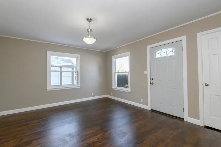 4727 N Green Bay Ave, Milwaukee, WI 53209 - Image #3