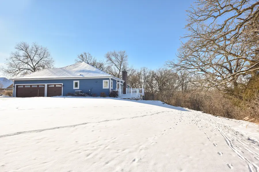 732 River Reserve Dr, Hartland, WI 53029 - Image #2