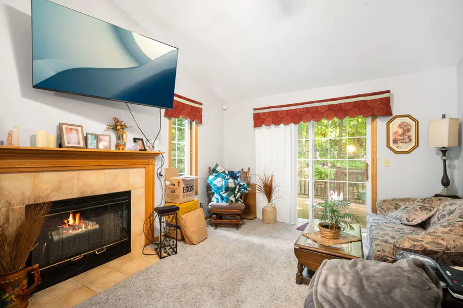 1521 Quietwood Ln, West Bend, WI 53090 - Image #2