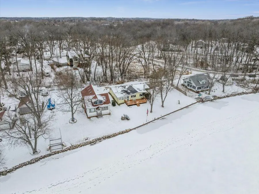 27705 98th St, Trevor, WI 53179 - Image #2