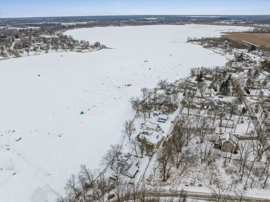 27705 98th St, Trevor, WI 53179 - Image #3