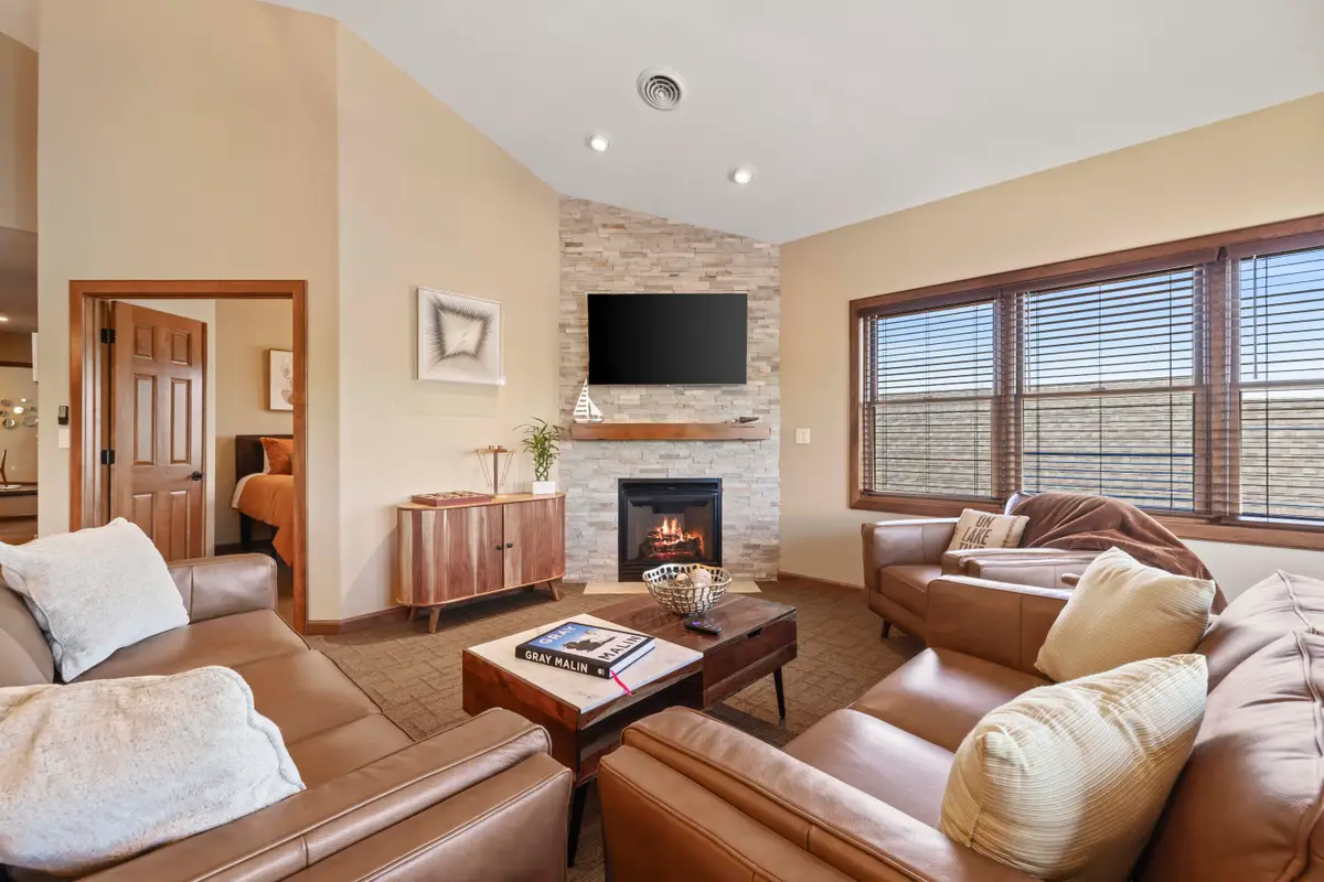 514A S Pier Dr, Sheboygan, WI 53081 - Image #1