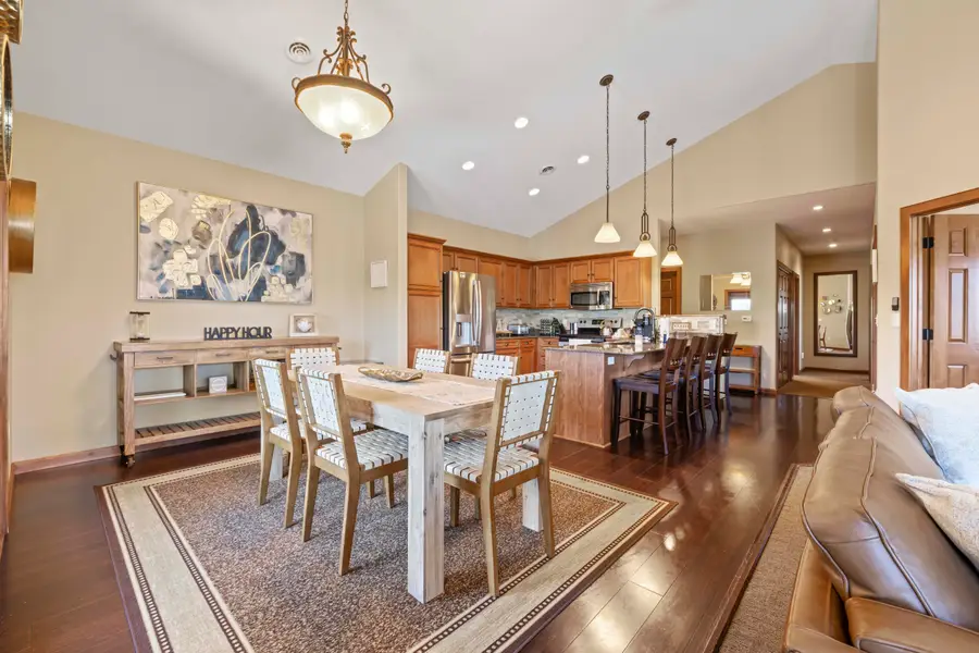 514A S Pier Dr, Sheboygan, WI 53081 - Image #2