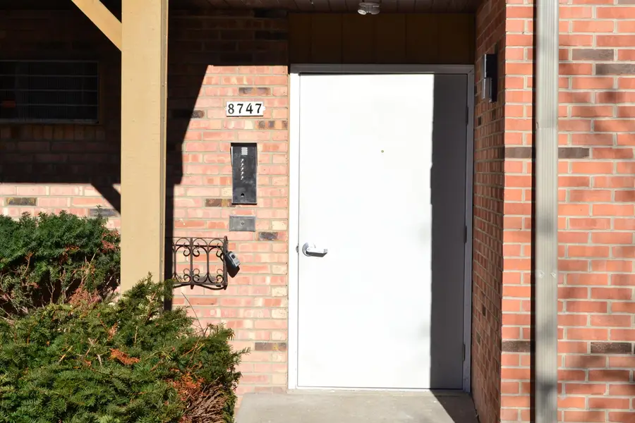 8747 N 72nd St, Milwaukee, WI 53223 - Image #2