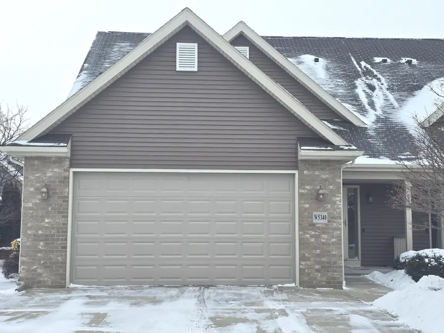 W5340 Martin Ln, Fond Du Lac, WI 54935 - Image #3