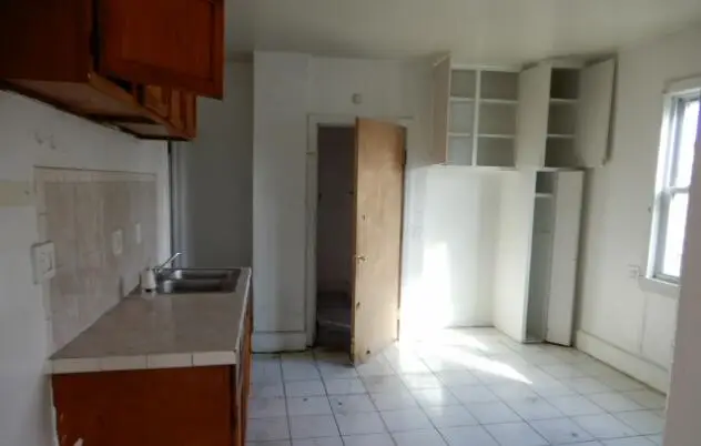 1556 W Mitchell St, Milwaukee, WI 53204 - Image #3