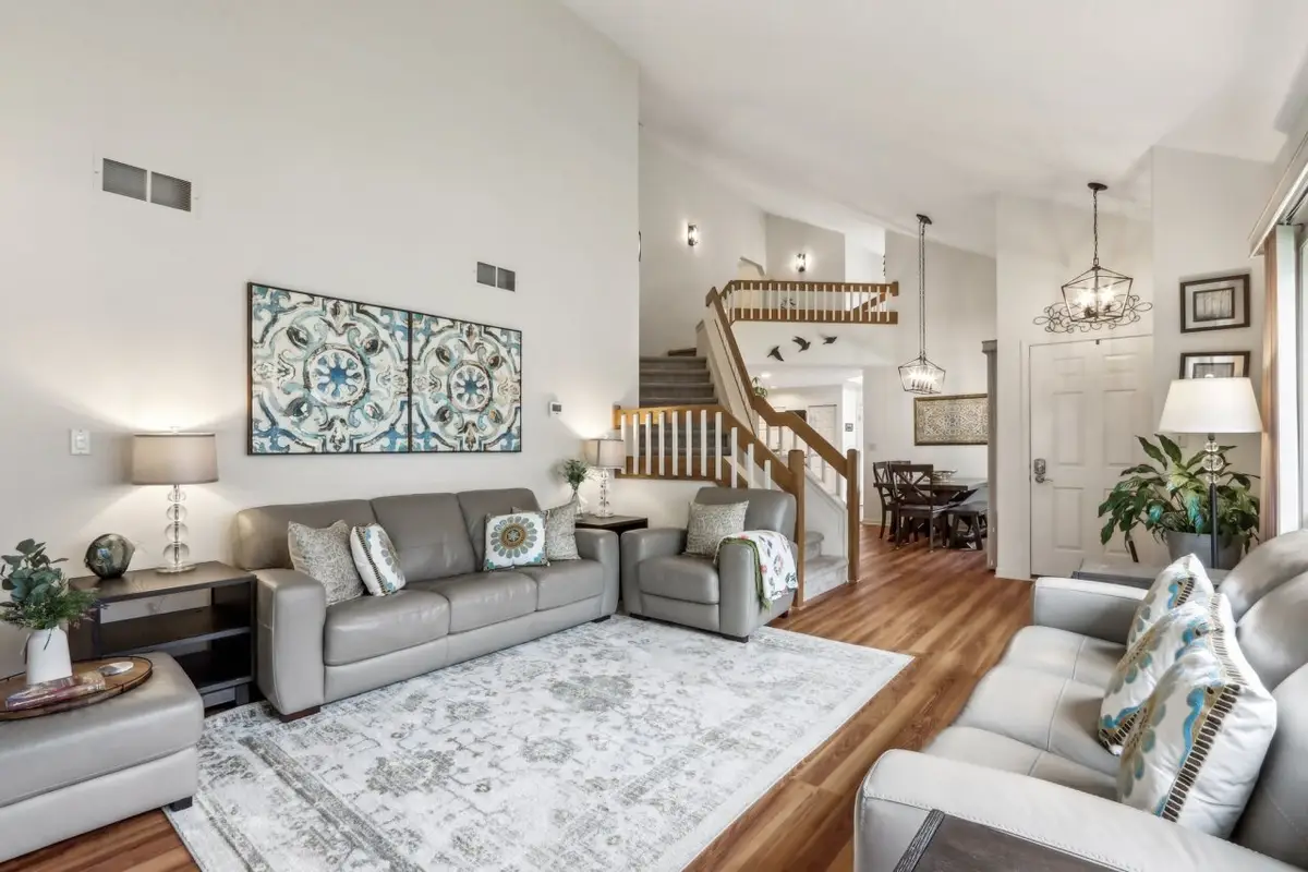 14048 W Waters Edge Trl, New Berlin, WI 53151 - Image #1