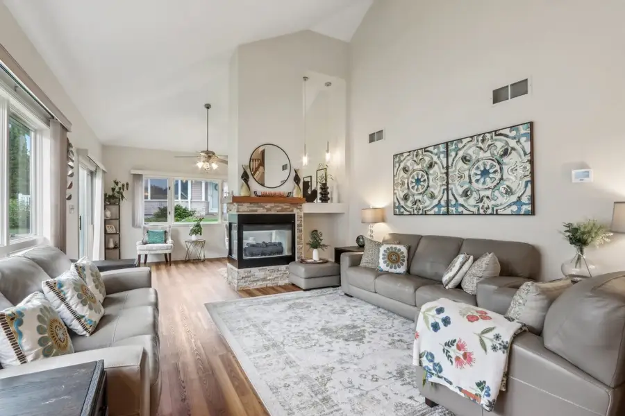 14048 W Waters Edge Trl, New Berlin, WI 53151 - Image #3