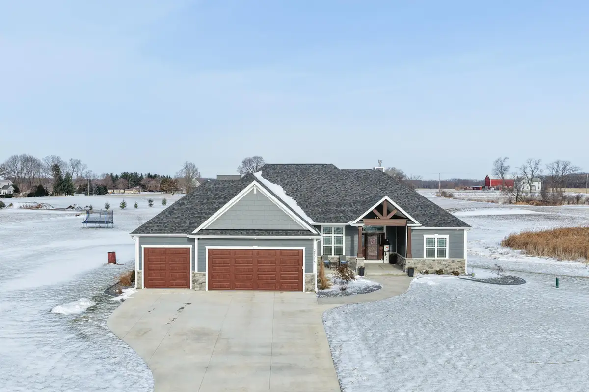 28516 Blue Crane Ct, Rochester, WI 53185 - Image #1