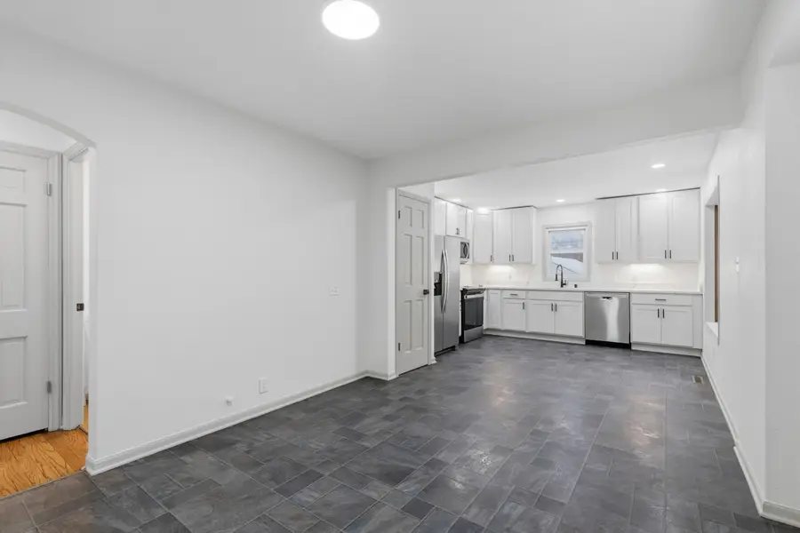 2706 S 48th St, Milwaukee, WI 53219 - Image #3