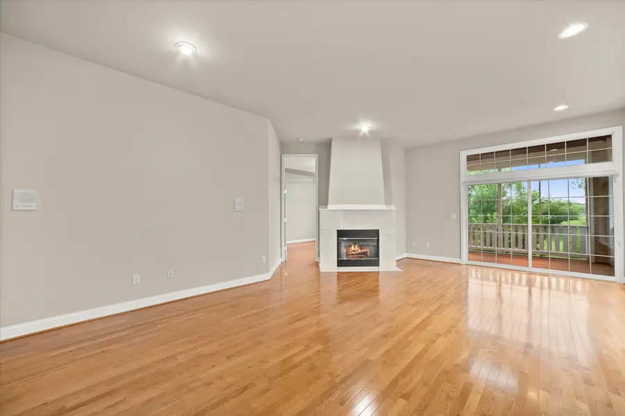 N59W17728 Meadow Ct, Menomonee Falls, WI 53051 - Image #2