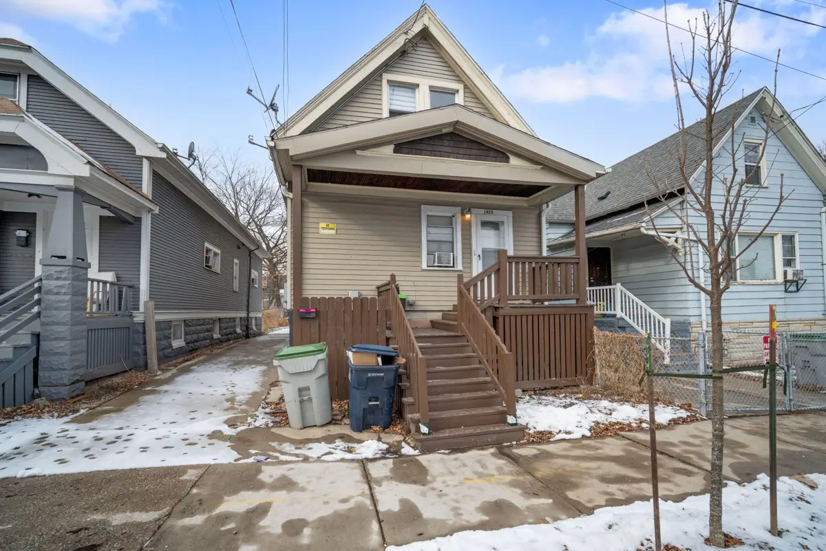 1423 S Comstock Ave, Milwaukee, WI 53204 - Image #1