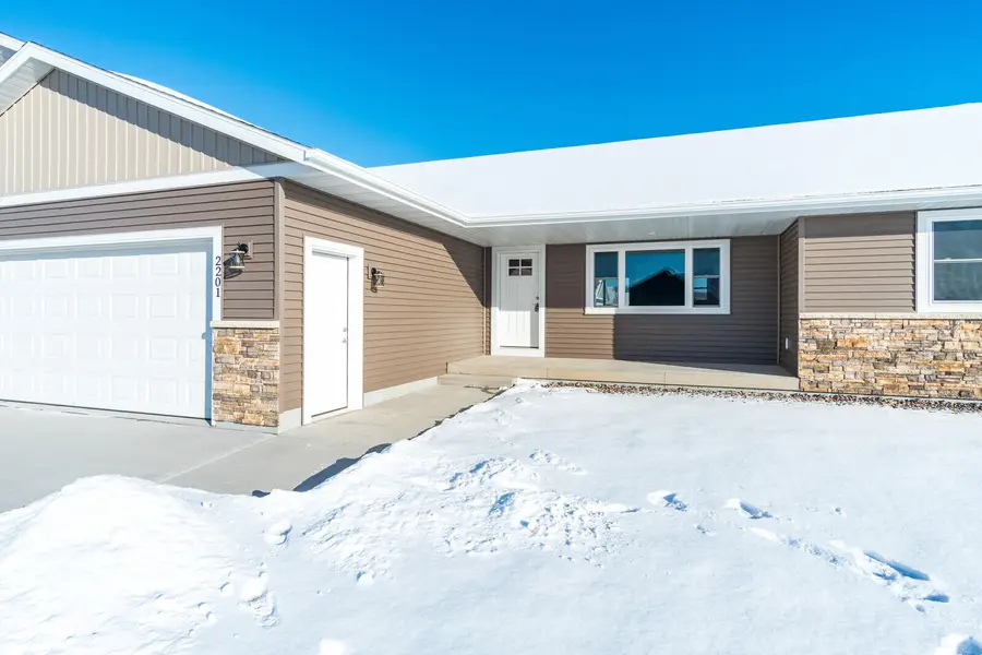 2201 Sierra Ave, Holmen, WI 54636 - Image #2