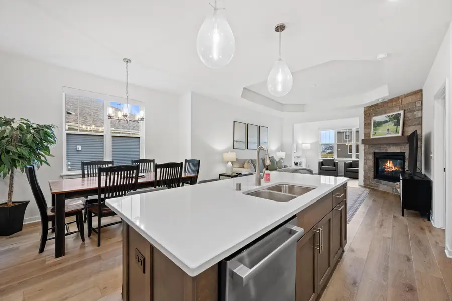 1479 Sandhill Ln, Mukwonago, WI 53149 - Image #2