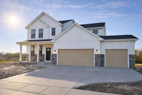 1072 5th Ave, Union Grove, WI 53182