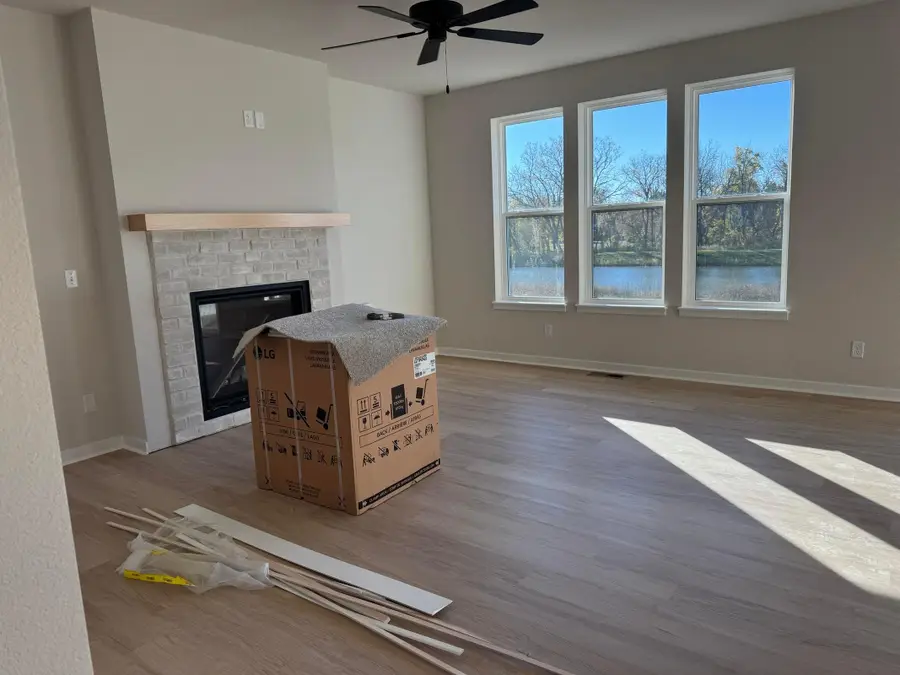 1072 5th Ave, Union Grove, WI 53182 - Image #2