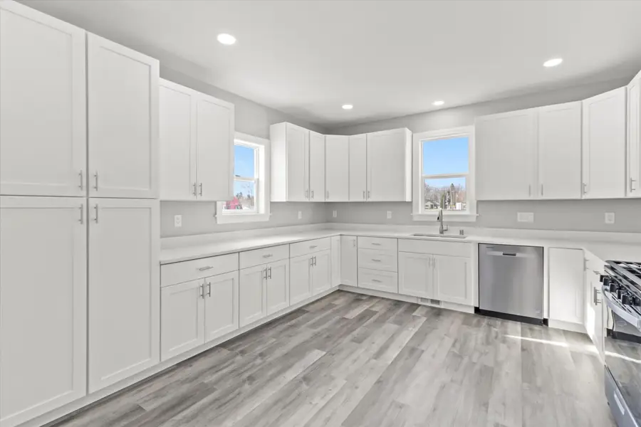 144 Seymour St, Sharon, WI 53585 - Image #2