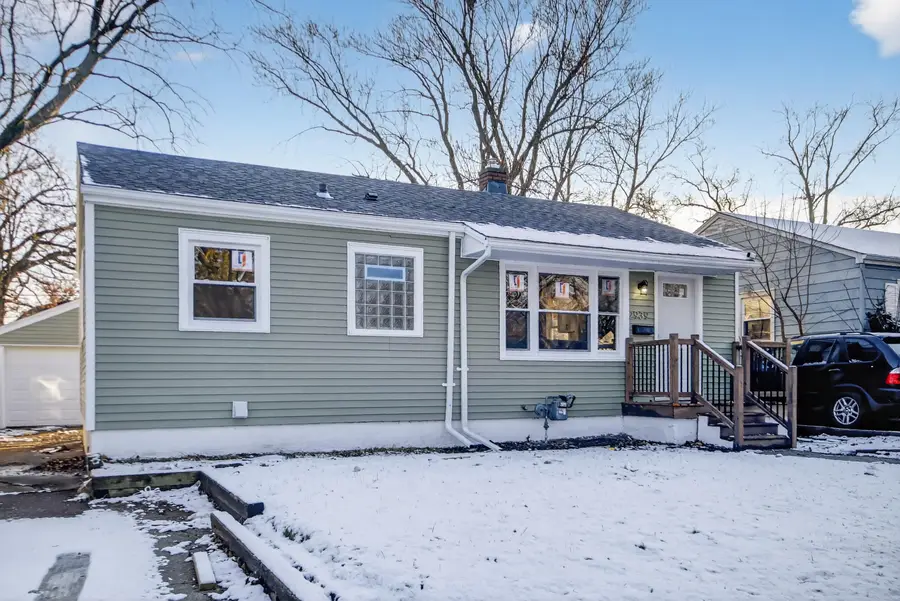 2939 W Carmen Ave, Milwaukee, WI 53209 - Image #2