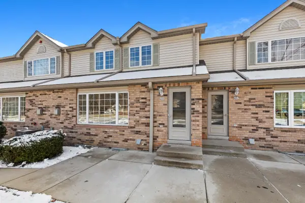 4225 W Grange Ave, Greenfield, WI 53221