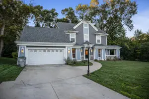 9304 W Mt Zion Dr, Milwaukee, WI 53224 - Image #1