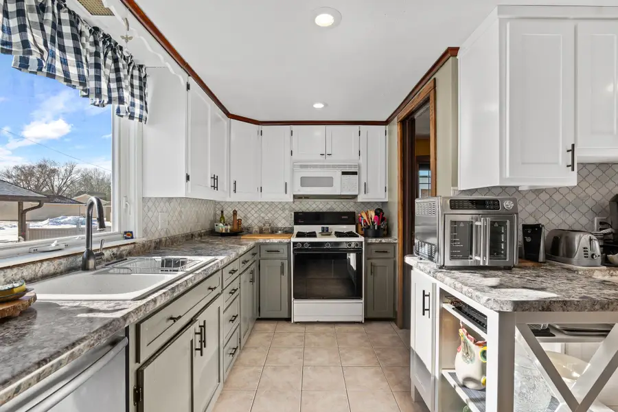 421 Manitowoc St, Reedsville, WI 54230 - Image #2