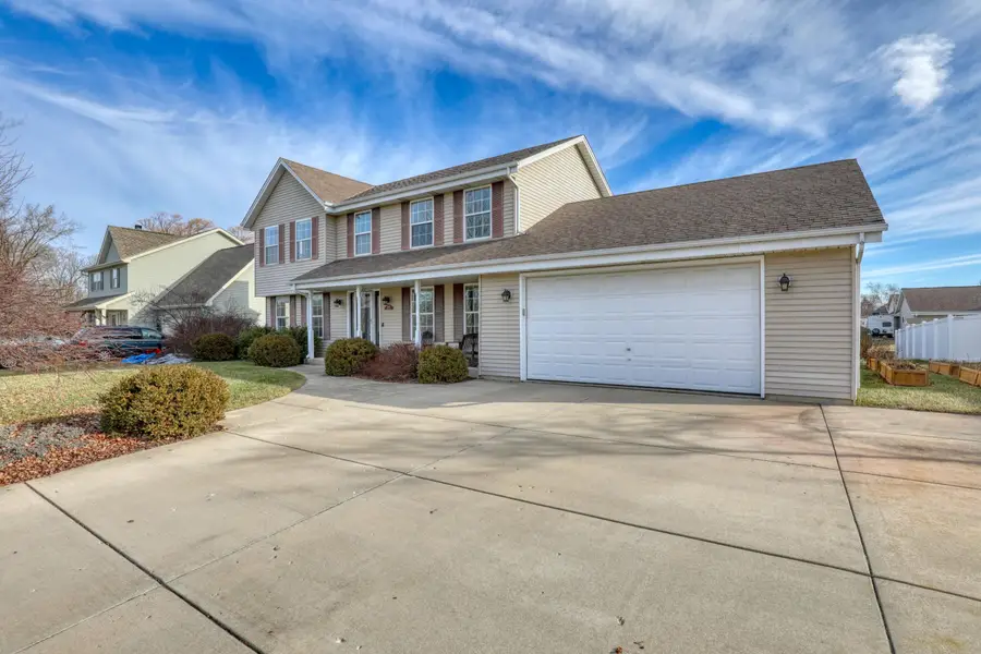 5443 Heidi Dr, Caledonia, WI 53402 - Image #3