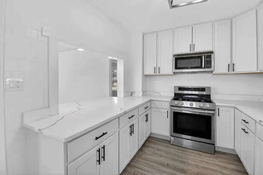 1824 Rapids Dr, Racine, WI 53404 - Image #3