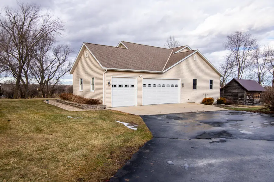 5232 County Highway P, West Bend, WI 53095 - Image #2