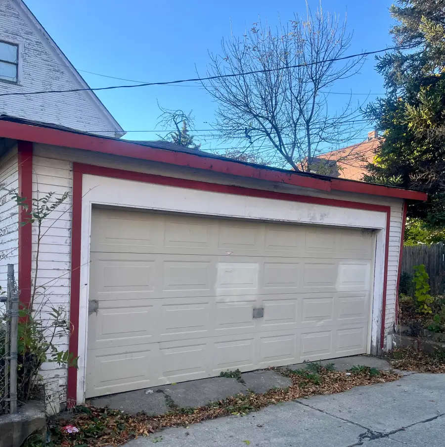 2706 N 37th St, Milwaukee, WI 53210 - Image #3