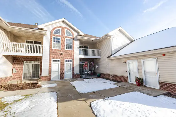 N43W32953 Rasmus Rd, Nashotah, WI 53058