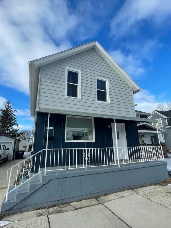 1912 S 12th St, Sheboygan, WI 53081