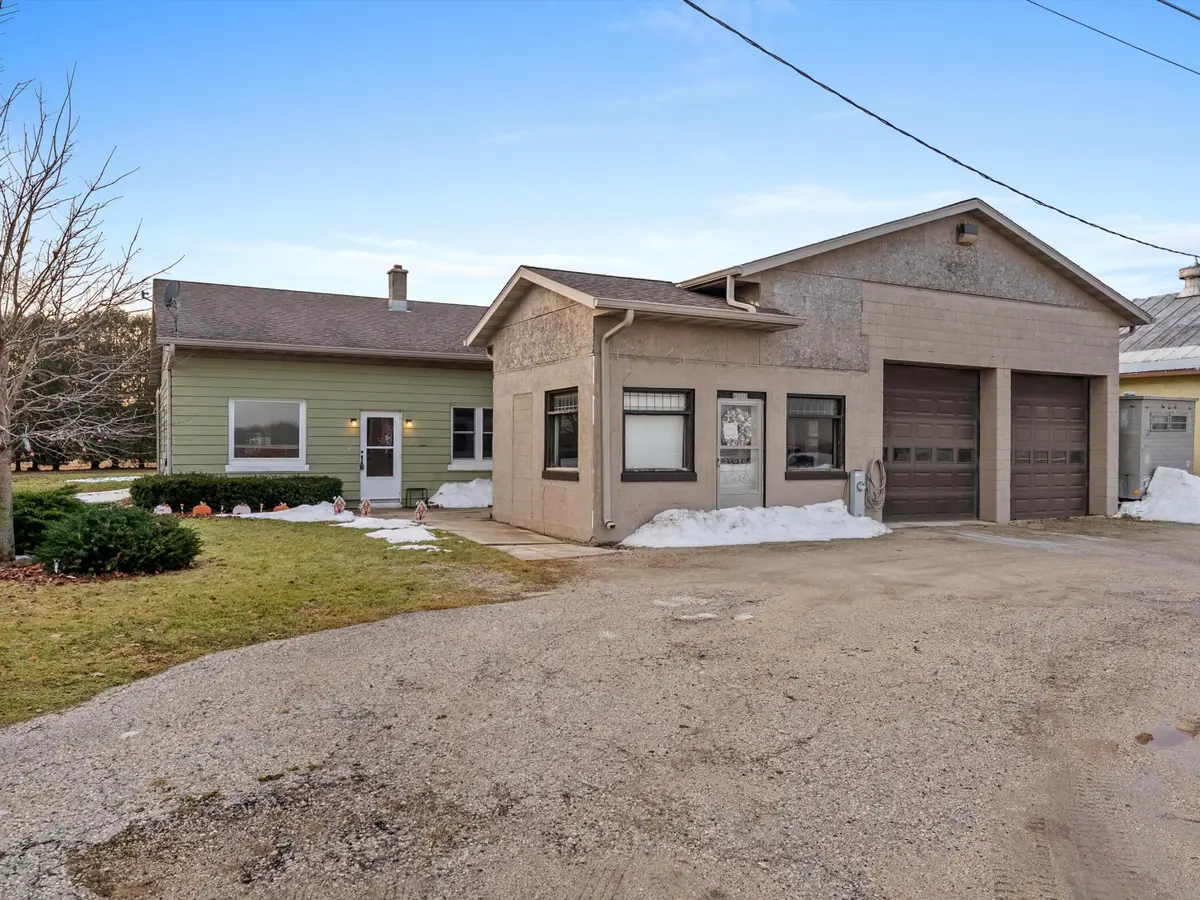 N9090 Dairyland Dr, Mosel, WI 53015 - Image #1