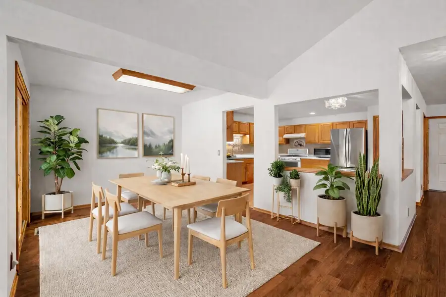 950 Spyglass Hl, Waterford, WI 53185 - Image #2