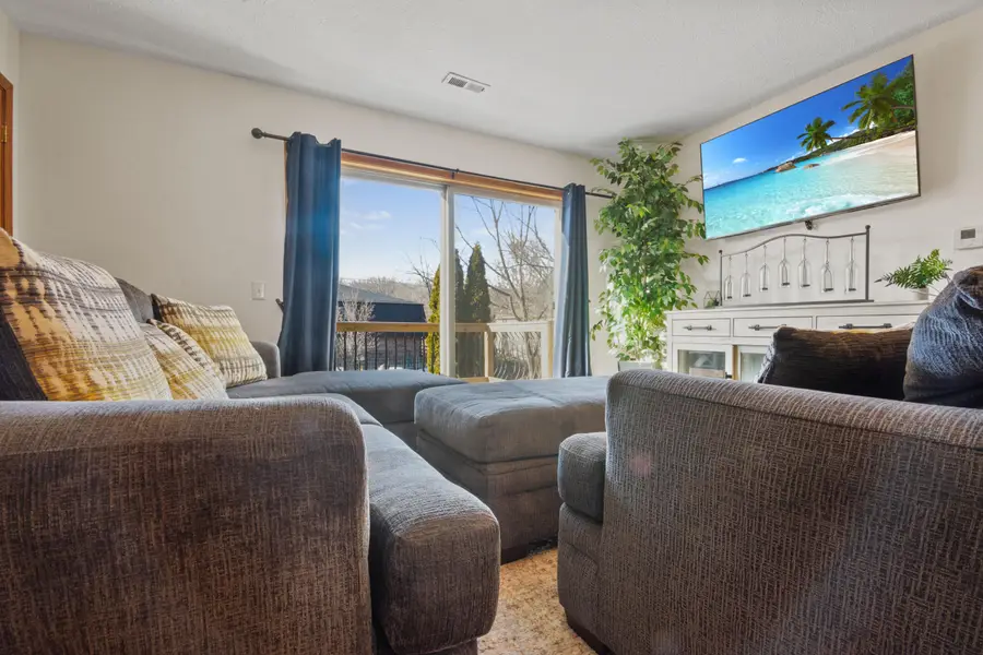 204 Elmhurst Ct, Williams Bay, WI 53191 - Image #3