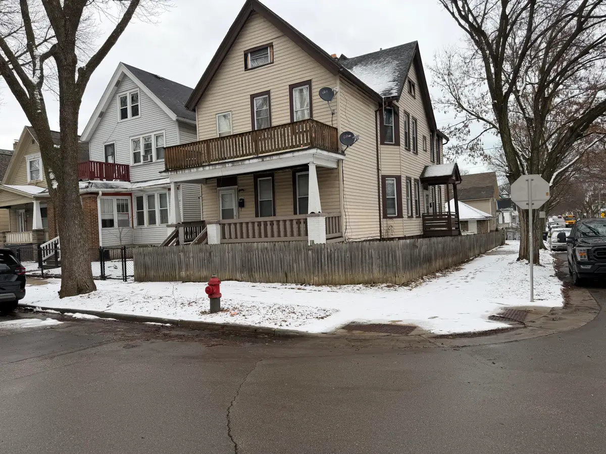 1036 S 20th St, Milwaukee, WI 53204 - Image #1