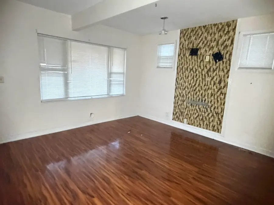 2436 N 16th St, Milwaukee, WI 53206 - Image #3