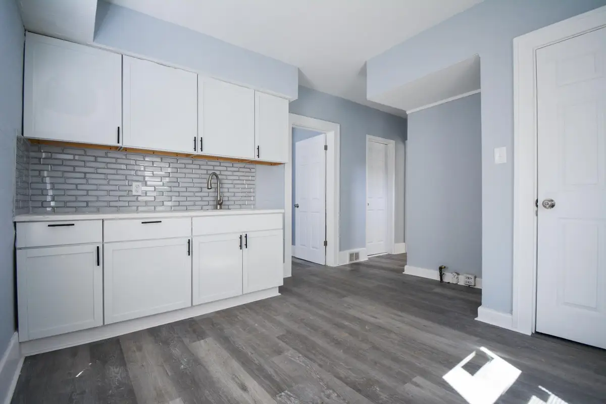 2172 W Forest Home Ave, Milwaukee, WI 53215 - Image #1