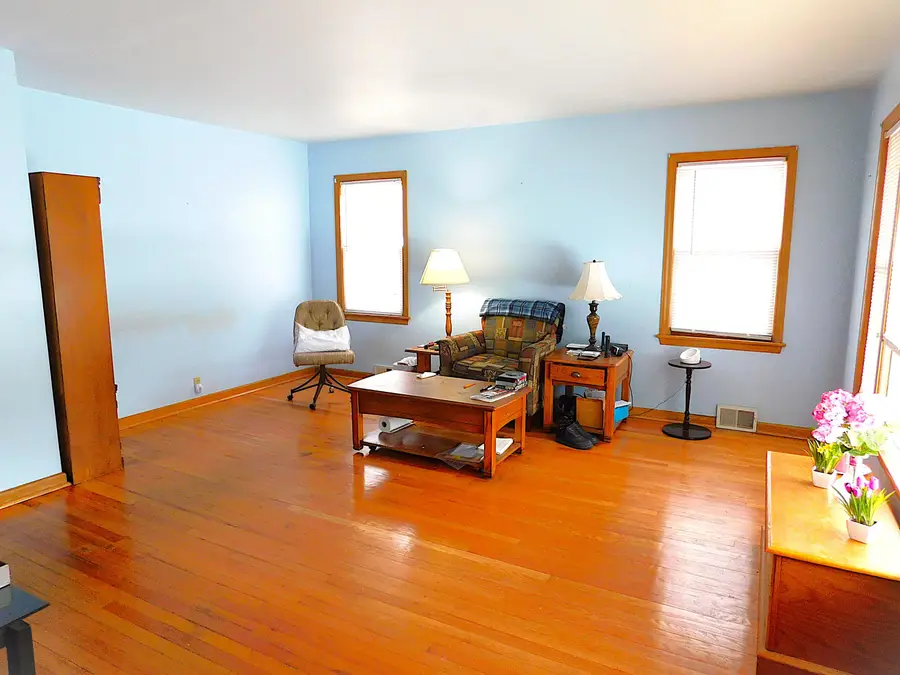 3520 N 77th St, Milwaukee, WI 53222 - Image #3