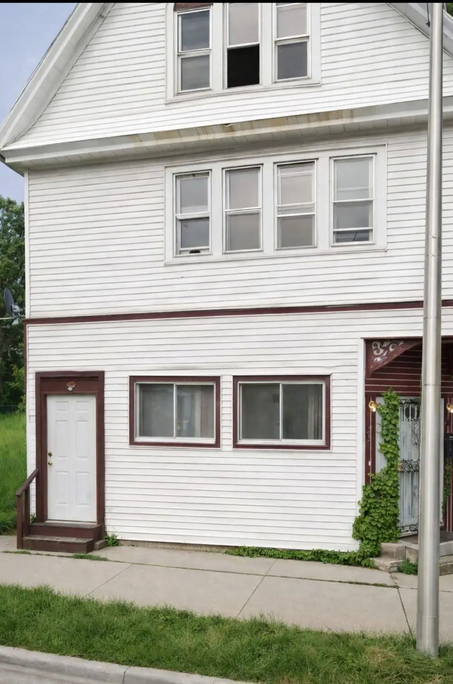 2477 N 6th St, Milwaukee, WI 53212 - Image #2