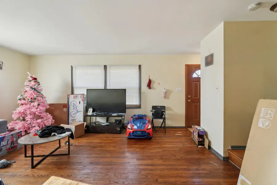 4896 N 106th St, Milwaukee, WI 53225 - Image #3