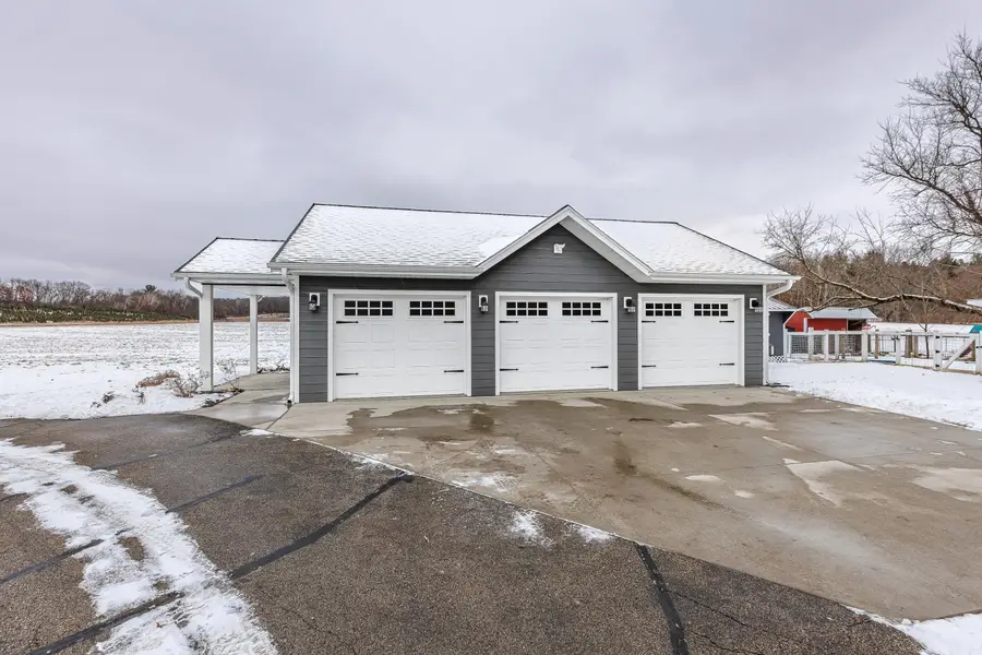 N4534 Cloverdale Rd, Irving, WI 54615 - Image #2