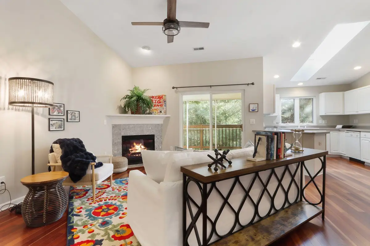 91 Potawatomi Rd, Williams Bay, WI 53191 - Image #1