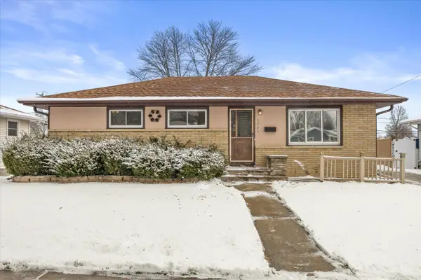 5944 S Swift Ave, Cudahy, WI 53110