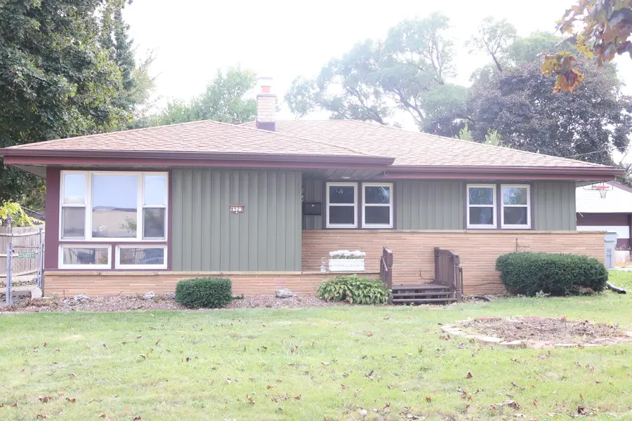 8523 W Glendale Ave, Milwaukee, WI 53225 - Image #2