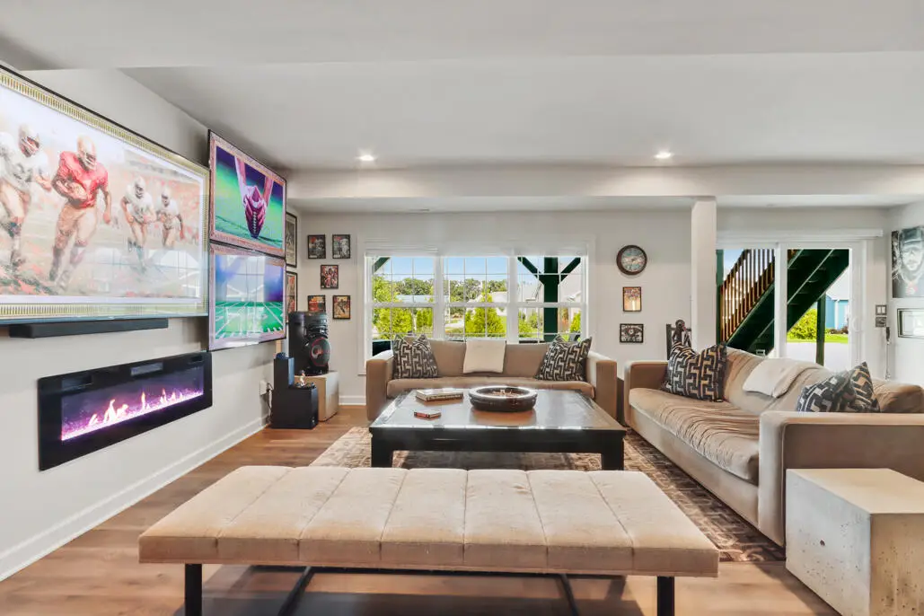 565 N Boulder Ridge Dr, Lake Geneva, WI 53147 - Image #1