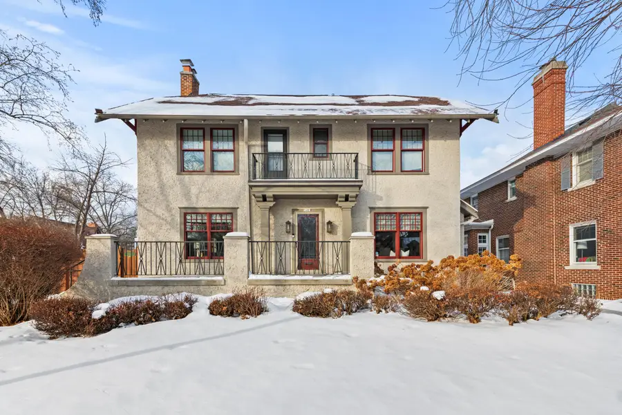 3405 N Hackett Ave, Milwaukee, WI 53211 - Image #2