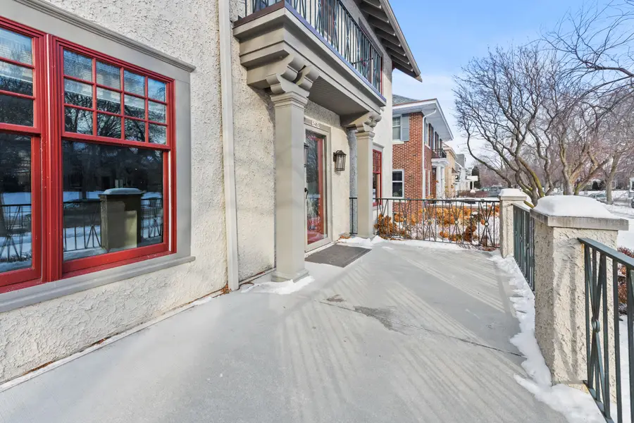 3405 N Hackett Ave, Milwaukee, WI 53211 - Image #3