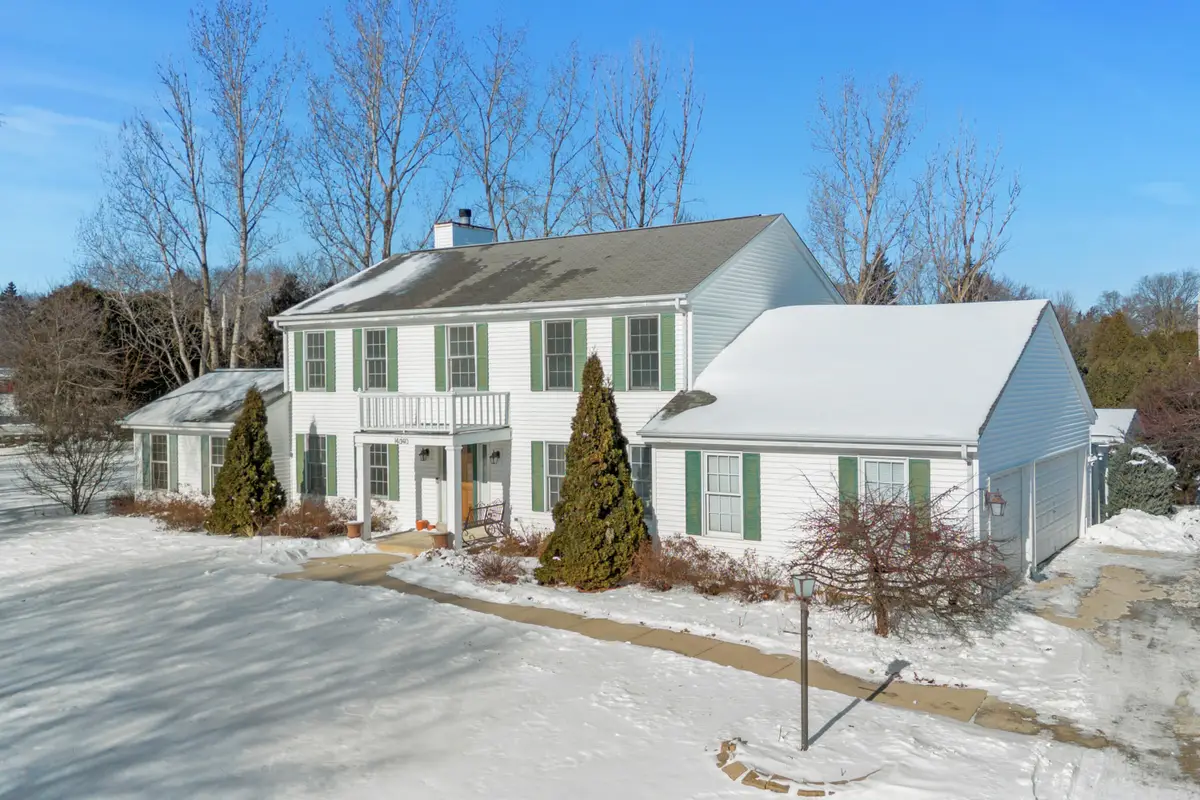 14040 W Glendale Ave, Brookfield, WI 53005 - Image #1