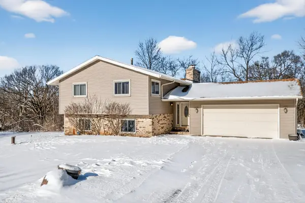 S65W25030 Verta Vista Dr, Vernon, WI 53189
